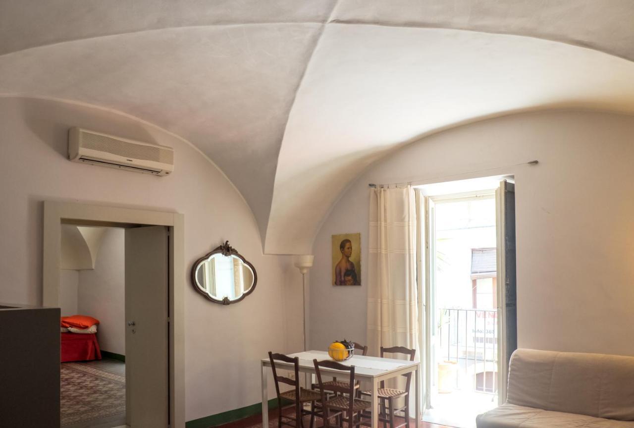 Tre Vie Apartment Con Terrazzo Giardino Pensile Катания Екстериор снимка